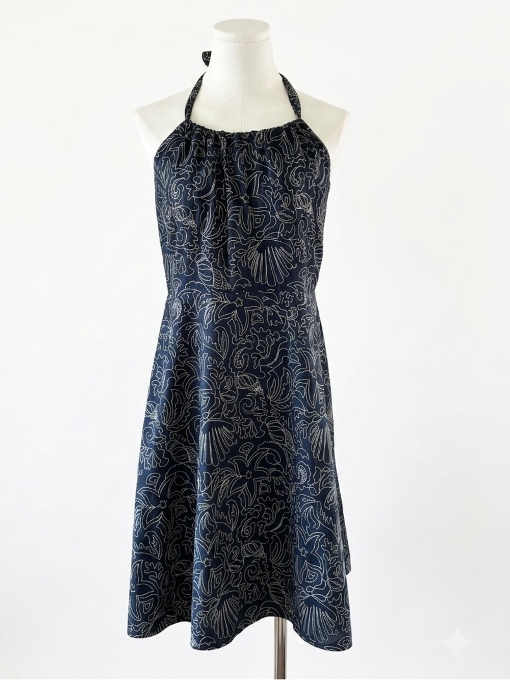 Vineyard Vines Navy and White Halter Dress. Size 6